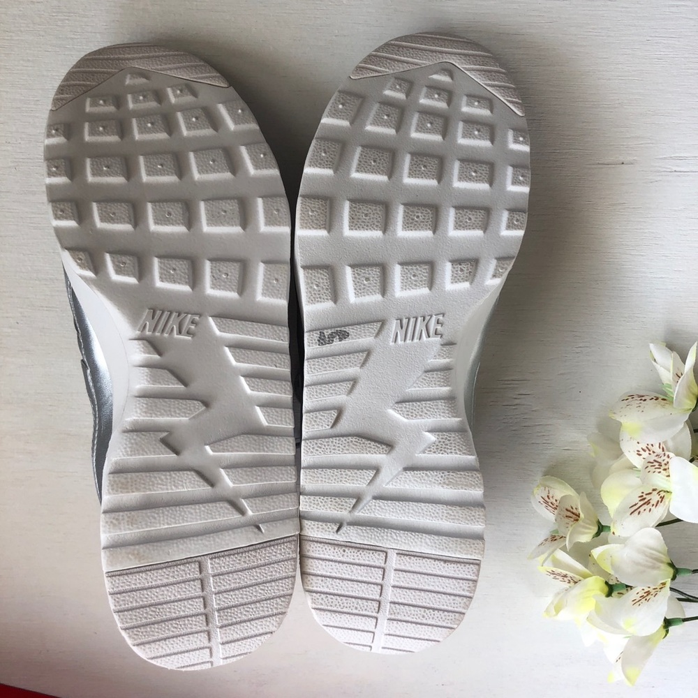 Available, view new listing! Nike Thea Sneakers - Picture 8 of 8